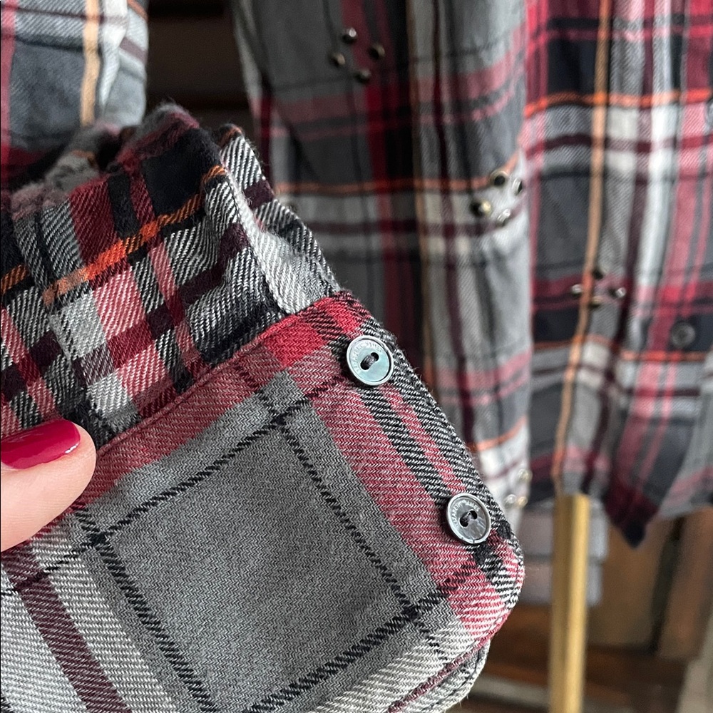 Elizabeth and James Plaid Red and Flannel Shirt Embellishments Size 0 - Picture 6 of 9